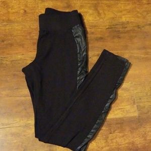 Black Leggings with Faux Leather side panels.